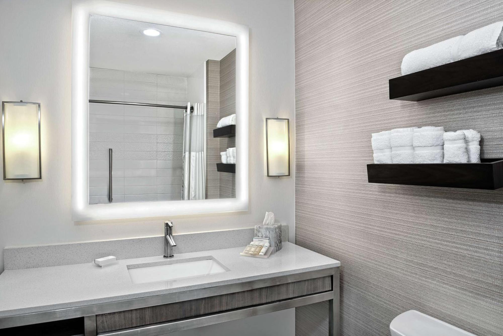 Hilton Garden Inn סן מרקוס מראה חיצוני תמונה